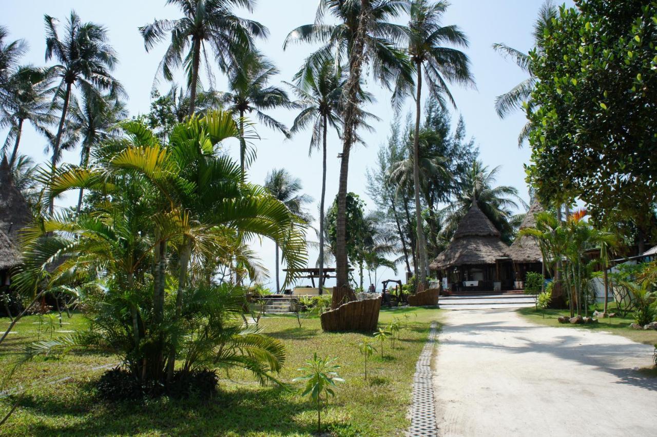 B52 Beach Resort Ko Pha Ngan Exterior photo