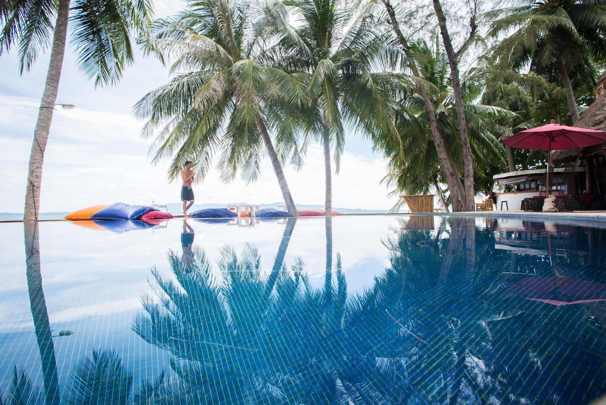 B52 Beach Resort Ko Pha Ngan Exterior photo